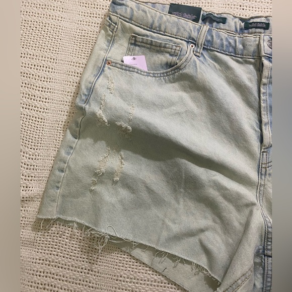 Women's High-Rise Cutoff MIDI Jean Shorts - Wild Fable Light Wash 18 - Picture 4 of 8